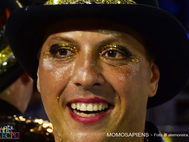 desfile 153